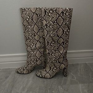 ZARA snake print boots new without tags 🐍
